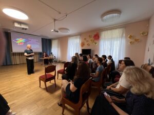 Cеминар «Развитие коммуникативных навыков через средства игровой деятельности у детей с РАС»
