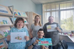 Рисование в весёлой компании друзей – замечательный вид отдыха!