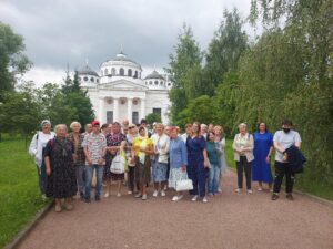 Завершаем второй месяц лета чудесной поездкой в город Пушкин!