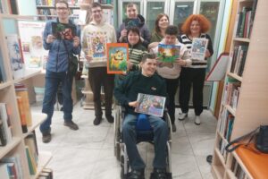 Открытие выставки работ, выполненных в технике декоративно-прикладного искусства, в рамках ежегодного всероссийского фестиваля «Эстафета доброты»
