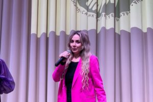 Сегодня мы хотим рассказать о нашем замечательном волонтёре — Юлии Комаровой