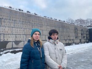 Экскурсия на Пискарёвское мемориальное кладбище