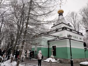 К Ксении Блаженной на Смоленку
