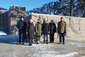 Мы помним подвиг твой, блокадный Ленинград!